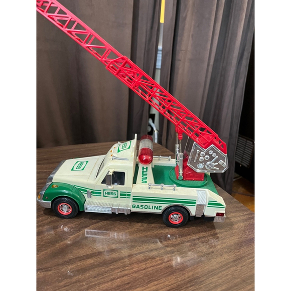 Hess Toy Truck 1994 Rescue Truck White Green - Picture 3 of 7
